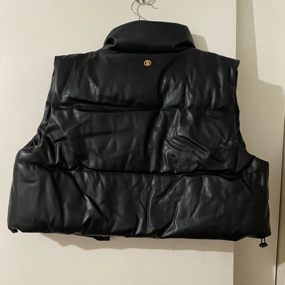 NWT Women Puffer Vest Faux Leather Black NEW XXL Oversized Bikercore Whimsygoth - Picture 11 of 12